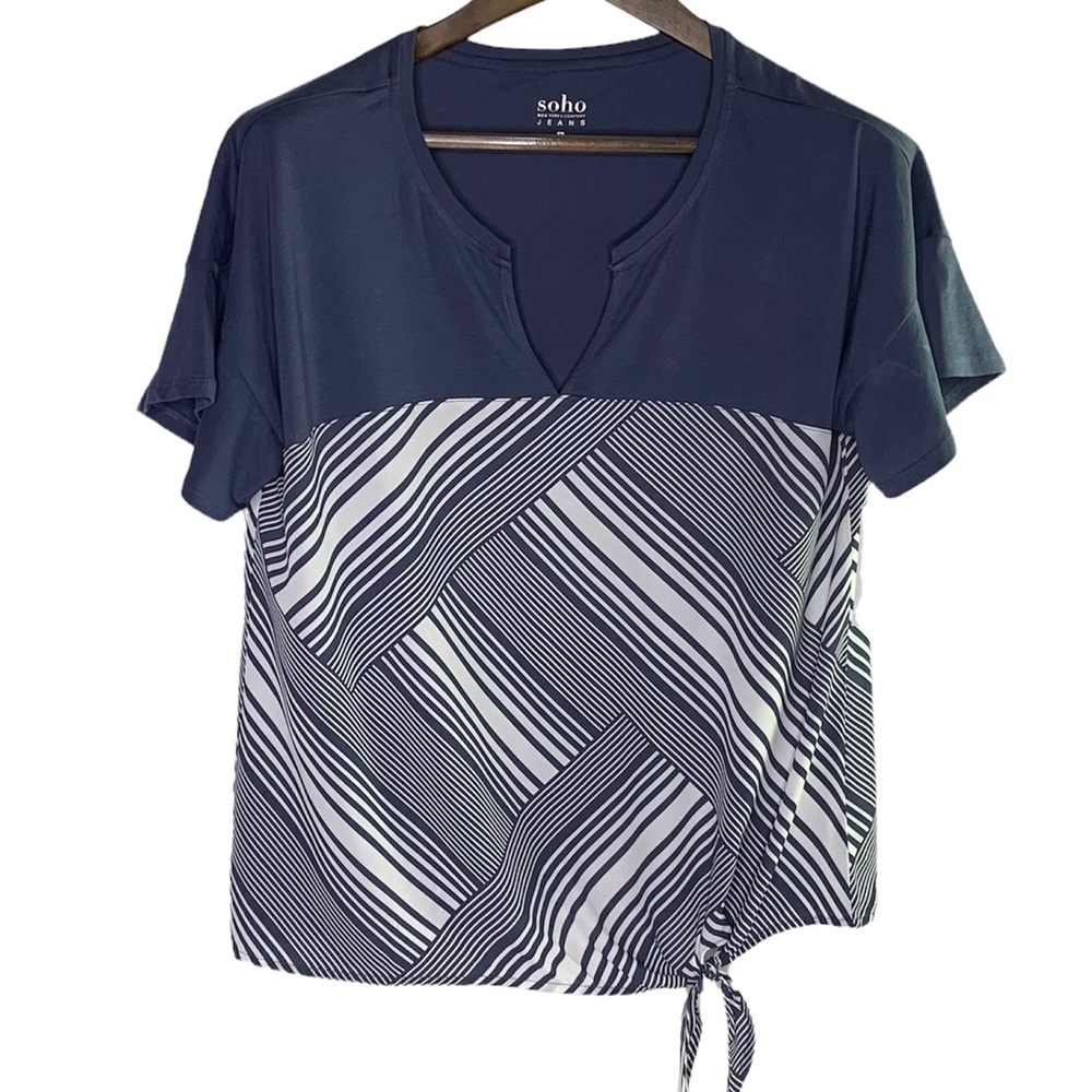 SOHO New York & Co Short Sleeve V-neck Blouse Size M NWT